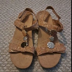 Vionic Women's Sandals size 10